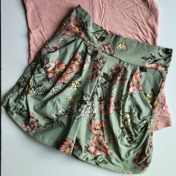 Summer outfit - Picture 5 of 6